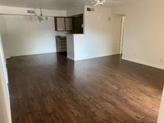 Photo #2: 6136676 Listing