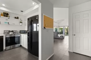 Photo #4: 6136878 Listing 