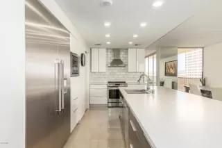 Photo #6: 6136906 Listing