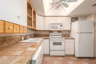 Photo #1: 6136910 Listing 