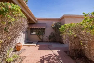 Photo #6: 6136910 Listing 