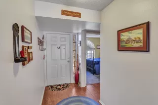 Photo #3: 6136957 Listing 