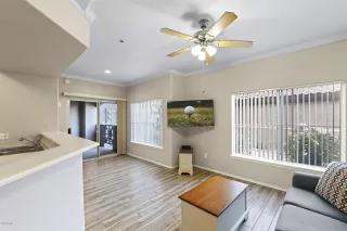 Photo #2: 6136975 Listing 