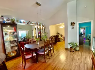 Photo #6: 6137115 Listing 