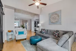 Photo #3: 6137195 Listing