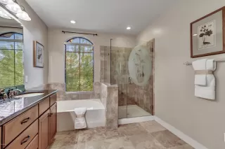 Photo #5: 6137214 Listing 