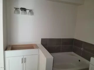 Photo #4: 6137369 Listing