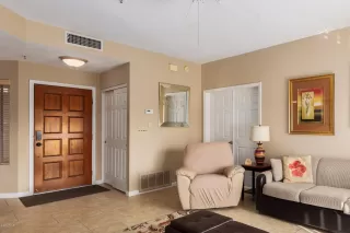 Photo #2: 6137382 Listing 