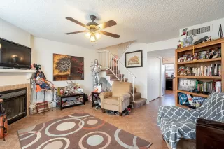 Photo #4: 6137581 Listing