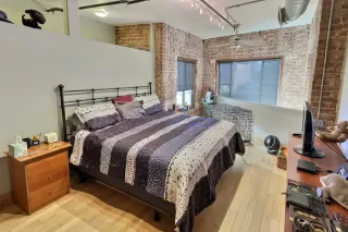 Photo #5: 6137616 Listing