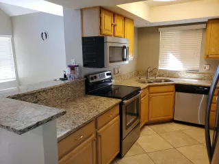 Photo #6: 6137633 Listing