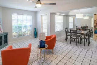 Photo #3: 6137707 Listing