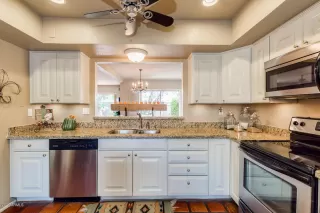 Photo #6: 6137795 Listing 