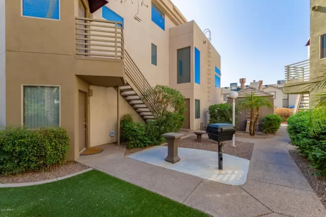 MLS: 6137888 Condo For Sale