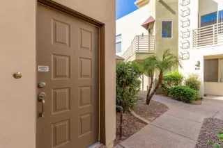 Photo #1: 6137888 Listing