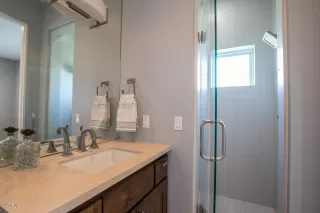 Photo #5: 6137910 Listing 