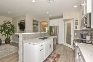 Photo #5: 6137964 Listing 