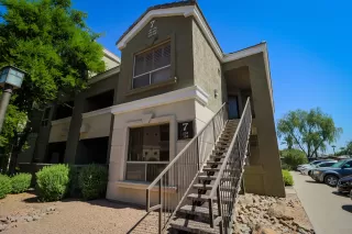 Photo #4: 6137978 Listing