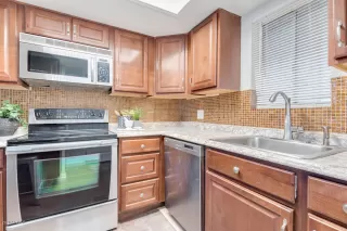 Photo #3: 6138094 Listing