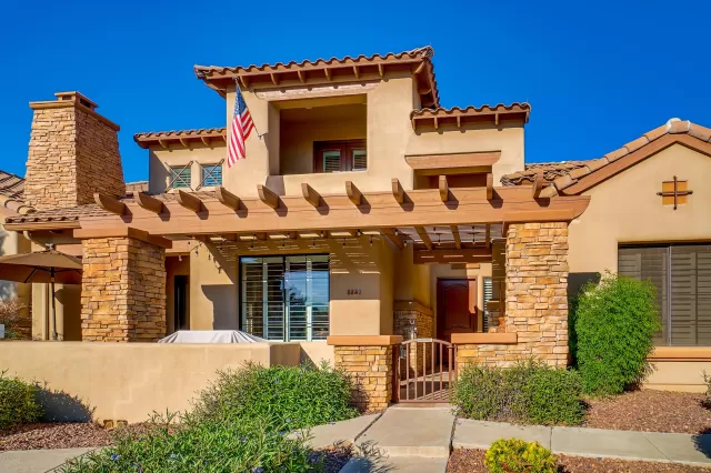 MLS: 6138296 Condo For Sale