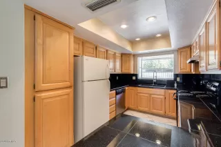 Photo #1: 6138544 Listing