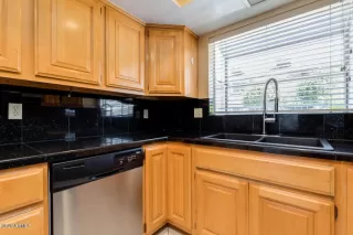Photo #3: 6138544 Listing