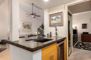 Photo #5: 6138589 Listing