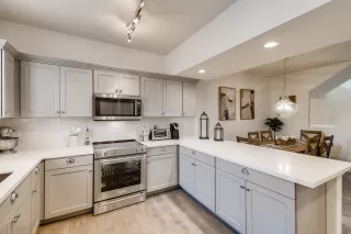 Photo #2: 6138798 Listing