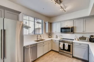 Photo #3: 6138798 Listing