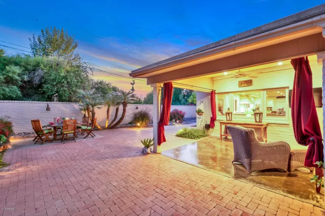 MLS: 6139043 Condo For Sale