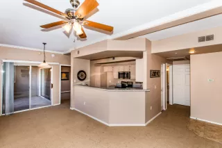 Photo #4: 6139130 Listing 