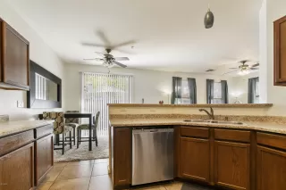 Photo #5: 6139164 Listing