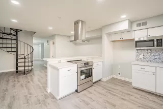 Photo #1: 6139403 Listing 