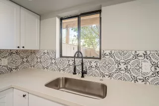 Photo #6: 6139403 Listing 