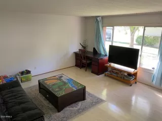 Photo #2: 6139431 Listing 