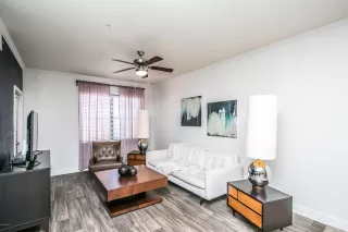 Photo #3: 6139712 Listing