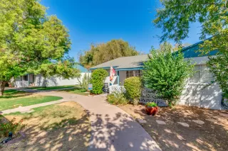 Photo #2: 6139718 Listing