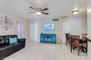 Photo #4: 6139718 Listing