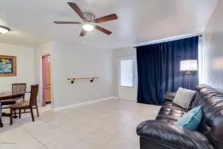 Photo #6: 6139718 Listing