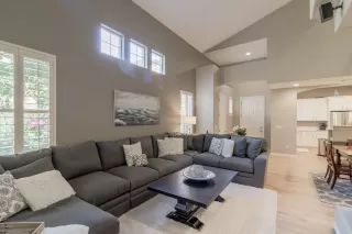 Photo #6: 6139722 Listing