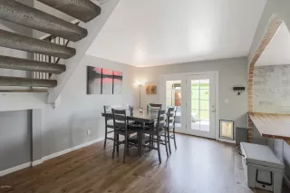 Photo #2: 6139866 Listing