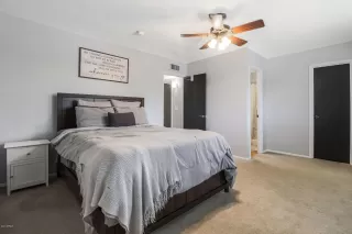 Photo #6: 6139866 Listing