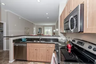Photo #3: 6139934 Listing 