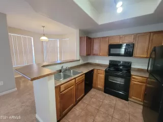 Photo #5: 6140068 Listing 