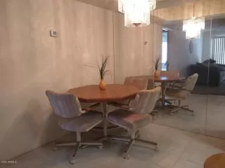 Photo #4: 6140094 Listing