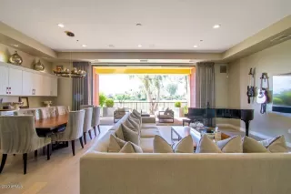 Photo #5: 6140126 Listing 