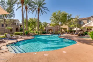 Photo #4: 6140146 Listing