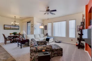 Photo #6: 6140146 Listing