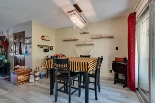 Photo #6: 6140150 Listing