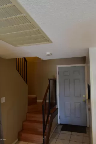 Photo #5: 6140209 Listing